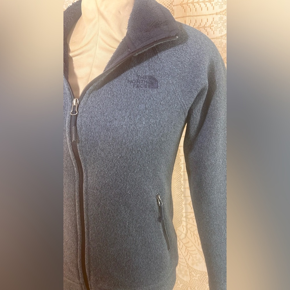 North face Women’s Sweater Jacket: UC